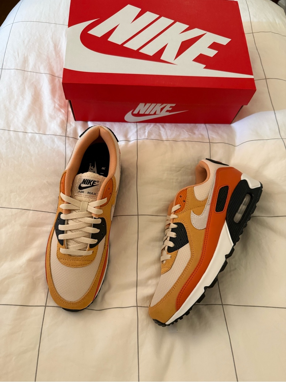 Nike Air Max 90 “Copper Moon / Campfire Orange” Men’s Size 11 durability